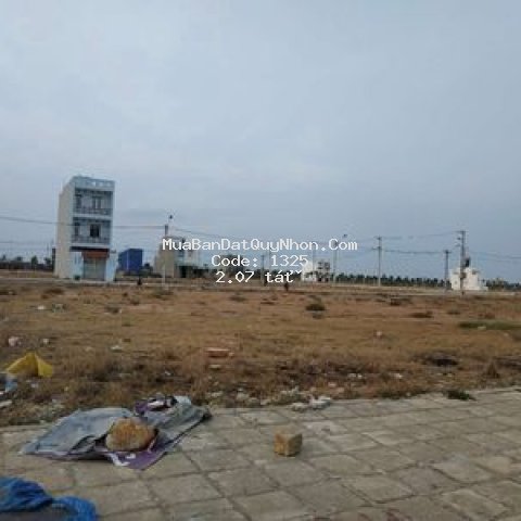 Bán đất đê đông, 60m2, 2 tỷ 70 triệu, sổ đỏ