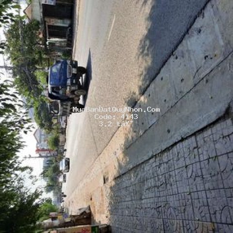 Bán đất mặt tiền hùng vương