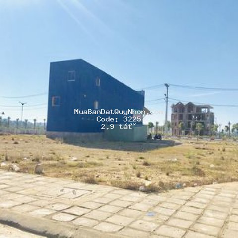 Bán đất tương lai gần là trung tâm giải trí ở qn