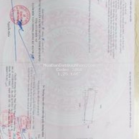 Bán miếng đất hai mặt tiền gần ngã ba hoài hảo