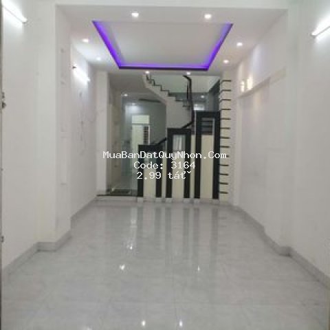 Bán nhà 1 mê 70 m2 sau mặt tiền nguyễn thái học