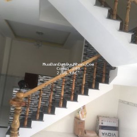 Bán nhà 2 tầng hẻm rộng 10 m simona , giá 2,550 tỉ Bán nhà 2 tầng hẻm rộng 10 m simona , giá 2,550 tỉ