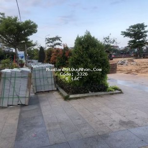 Bán nhà mt đường đặng văn chấn-gần biển