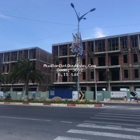 Bán nhà,đất mặt tiền đường tây sơn kề bigc,bxe qn