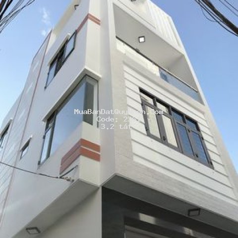Bán nhanh nhà  sau 1 nhà mặt tiền nguyễn thái học