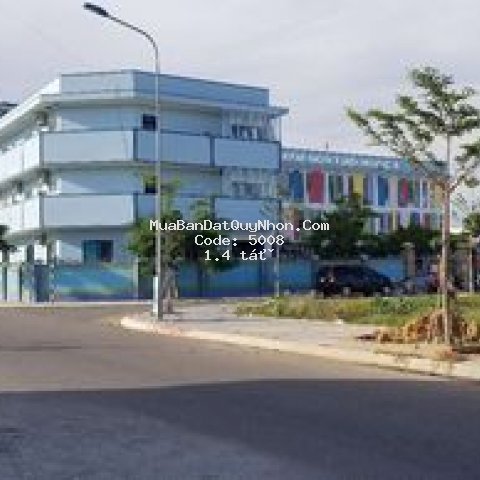 Cần bán lô đất trục đường chính ngay tt thương mại