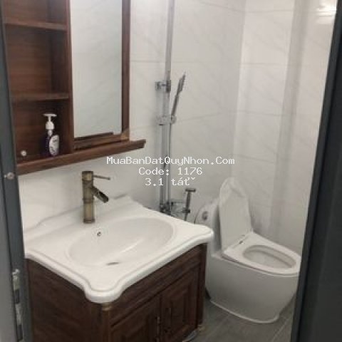 Cần vốn kinh doanh, bán căn nhà đường ngô mây