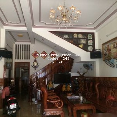 Chính chủ kẹt tiền cần bán nhà gấp