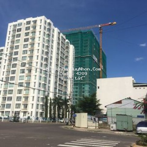 Chung cư 1 phòng ngủ 4 sao phú tài chưa vat