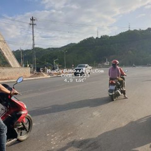 đất đẹp trung tâm mặt tiền quốc lộ 1a tt diêu trì