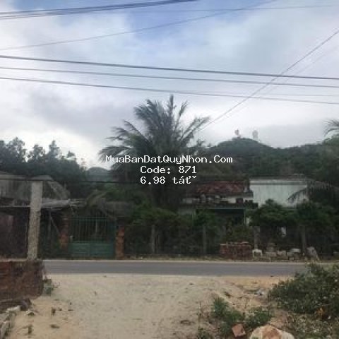 đất mặt tiền cát tiến ngay chân tượng phật 580m²