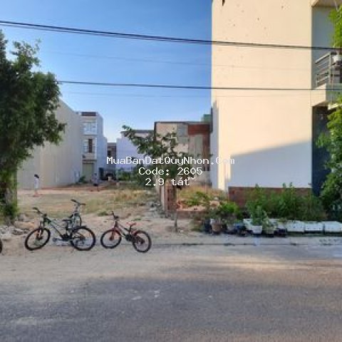 đất mặt tiền đường lê thận,  phố qui nhơn 95m²
