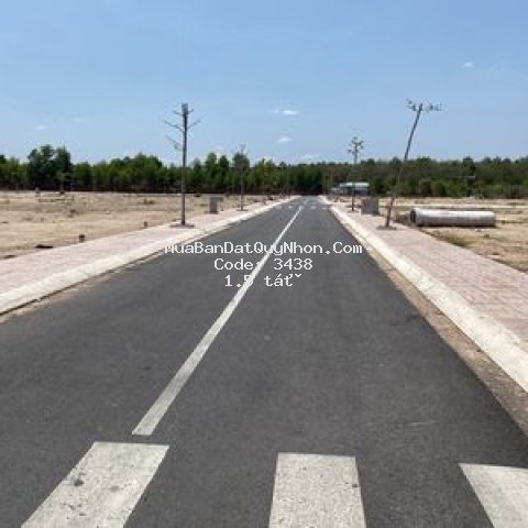đất mt ql19b và view biển -qui nhơn