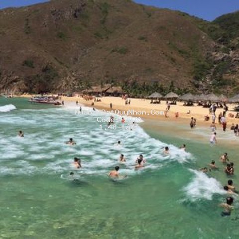 đất nền cạnh khu du lịch