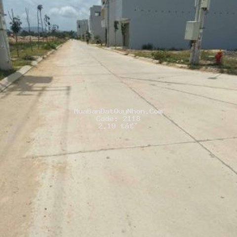 đất phường nhơn bình.khu chợ dinh