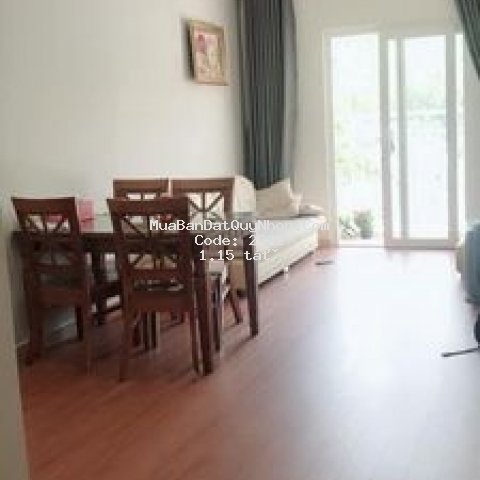 Gia đình cần bán căn cc simona full sàn gỗ cao cấp