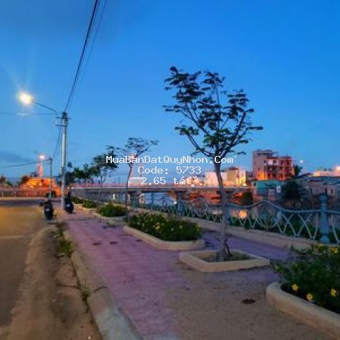Kẹt vốn cần bán tháo đất view sông hà thanh, 61m2