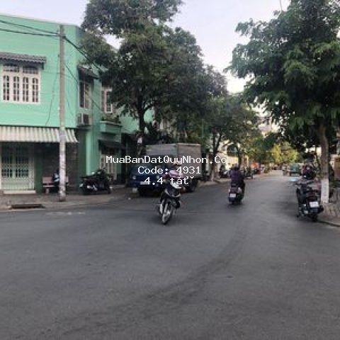 Mt kinh doanh thương mại và du lịch