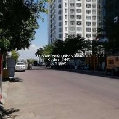 Nhà 1 mê nguyên 85 m2, ngang 5 đường thanh niên