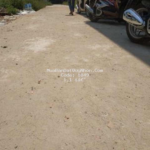 Nhà 1 trệt, 1 lầu, ngay ngã ba phú tài, hẻm xe hơi Nhà 1 trệt, 1 lầu, ngay ngã ba phú tài, hẻm xe hơi