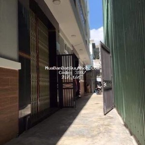Nhà 3 mê đường nguyễn thị minh khai
