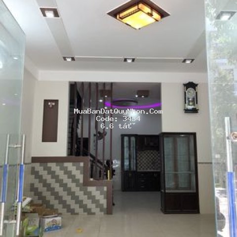 Nhà bán mặt tiền 4mê, 55m2, xuân thuỷ, qui nhơn