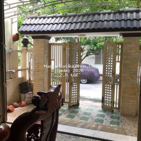 Nhà biệt thự 1 trệt 3lầu 75m2