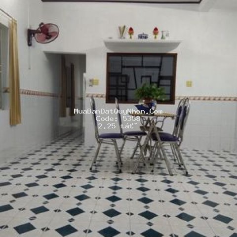 Nhà cấp 4 hẻm bạch đặng sau căn mặt tiền đường