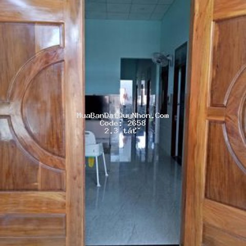 Nhà mặt phố, vị trí siêu đẹp  7*20 giá chỉ 2.3 tỷ