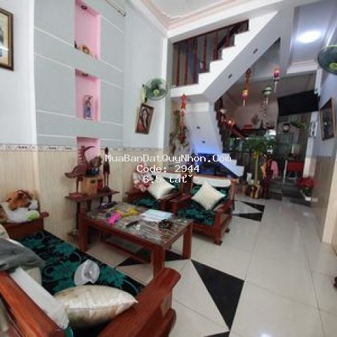 Nhà mặt tiền đường nguyễn lữ 1 trệt 3 lầu Nhà mặt tiền đường nguyễn lữ 1 trệt 3 lầu
