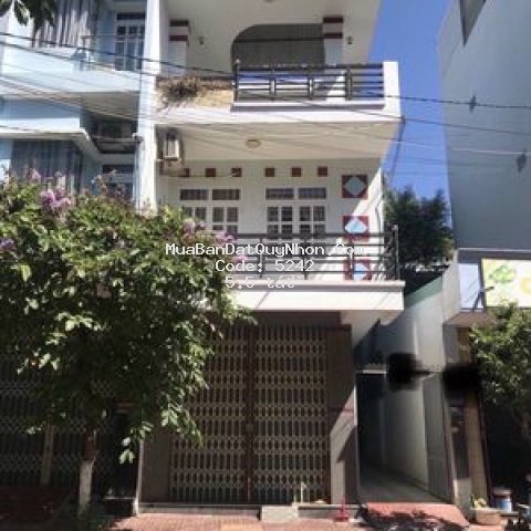 Nhà mặt tiền đường nguyễn thị minh khai