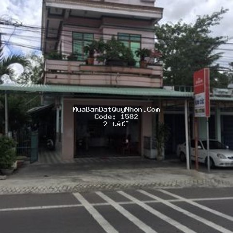 Nhà ở mat tiền quốc lộ 1a