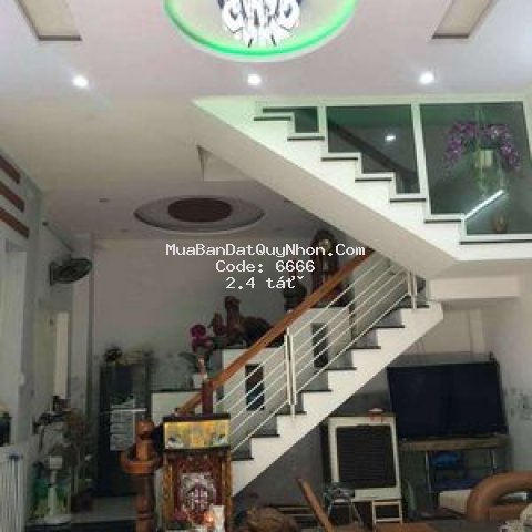 Nhà trung tâm tp.quy nhơn 3 lầu đường lý thái tổ