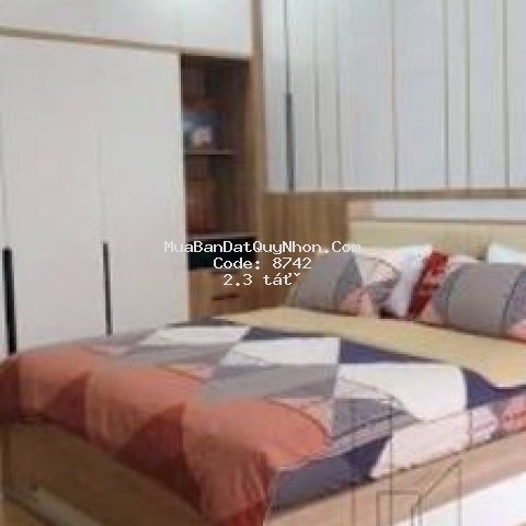 Bán nhà 2 tầng đường hoa lư giá 2,3 tỉ