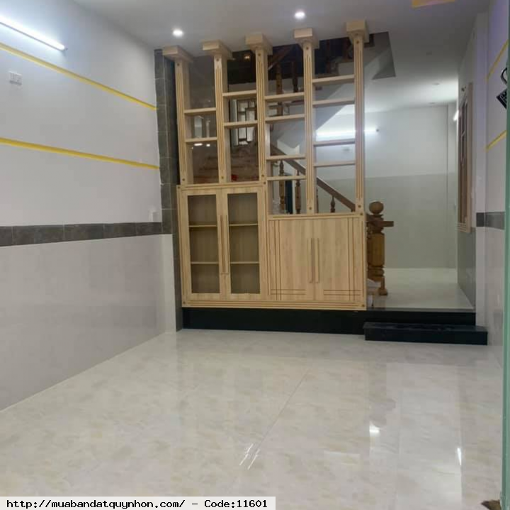 Bán nhà 3 tầng hẻm Trần Hưng Đạo - Quy Nhơn dt 118m2 giá bán 2 tỷ 990 kết cấu 3pn - 3wc giếng trời nhà đẹp Bán nhà 3 tầng hẻm Trần Hưng Đạo - Quy Nhơn dt 118m2 giá bán 2 tỷ 990 kết cấu 3pn - 3wc giếng trời nhà đẹp