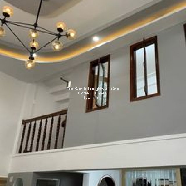 Bán nhà 4 tầng mặt tiền đường trần quang diệu