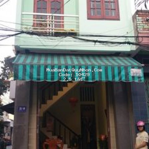 Bán nhà hẽm xe hơi, nhà mới vào ở ngay