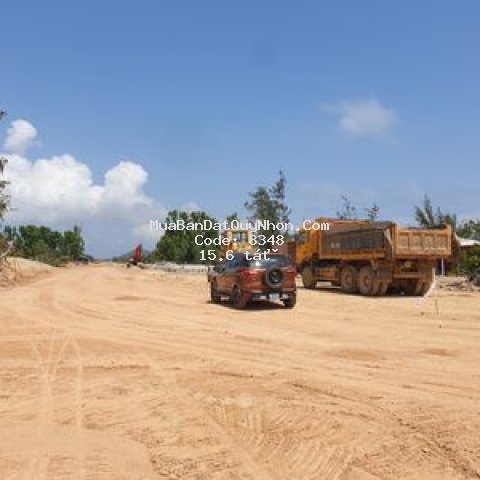 Cần bán 13 hecta đất mặt tiền đường ven biển