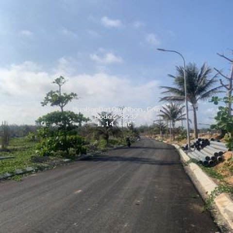 đất biển quy nhơn, sổ lâu dài, giá 11tr.m2