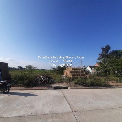 đất nhơn thọ - an nhơn, sau lưng utmark, chính chủ