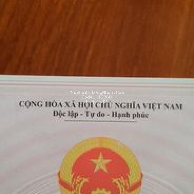 đất thổ cư giáp biển