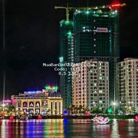 đất vị trí cực đẹp , mặt view hồ sinh thái
