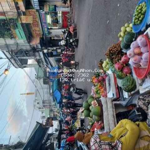 Không có điều kiện xây mới nên bán
