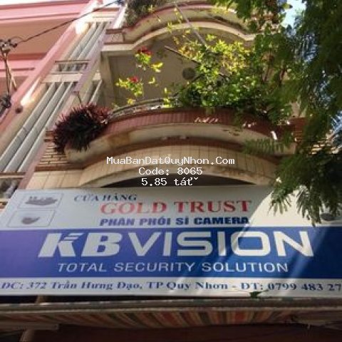 Mặt tiền trần hưng đạo 1 trệt2 lầu1 gác gỗ 1thuong