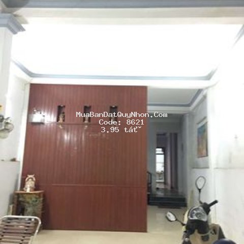Nhà 1 trệt 2 lầu. mặt tiền đường đào tấn, quy nhơn