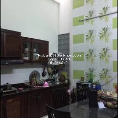 Nhà 2 mê phan chu trinh 72m2 tây bắc p. hải cảng