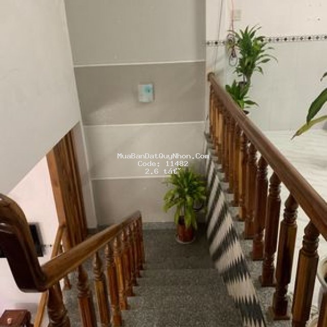 Nhà chợ diêu trì 93m2 diện tích sử dụng 180m2