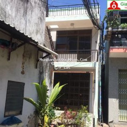Nhà hẻm lê hồng phong trung tâm quy nhơn giá rẻ Nhà hẻm lê hồng phong trung tâm quy nhơn giá rẻ