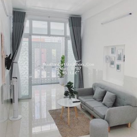Nhà mặt tiền chính chủ giá rẻ trung tâm thành phố