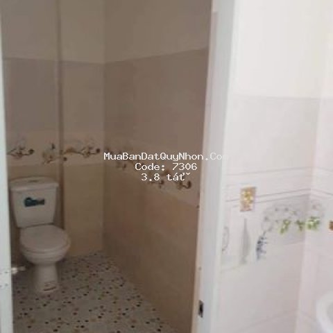 Nhà ôm cua góc nội bộ hoàng văn thụ giá rẻ Nhà ôm cua góc nội bộ hoàng văn thụ giá rẻ